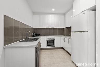 Unit For Sale - NSW - Gerringong - 2534 - Stylish Apartment Living in Gerringong's Town Centre  (Image 2)