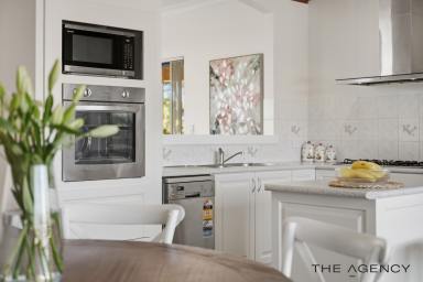 House For Sale - WA - Warnbro - 6169 - Two Houses in One Price – A Rare Opportunity for Large & Extended Families  (Image 2)