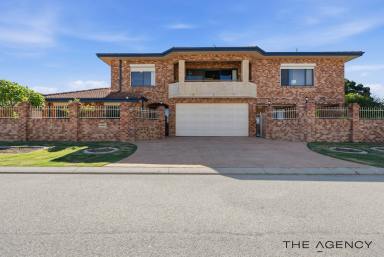 House For Sale - WA - Warnbro - 6169 - Two Houses in One Price – A Rare Opportunity for Large & Extended Families (Image 2)