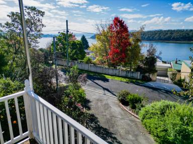 House For Sale - TAS - Lanena - 7275 - Perched on Paringa  (Image 2)