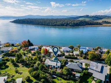 House For Sale - TAS - Lanena - 7275 - Perched on Paringa  (Image 2)