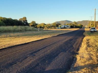 Residential Block For Sale - QLD - Kawana - 4701 - QUALITY 2.786HA ACREAGE SO CLOSE TO TOWN  (Image 2)