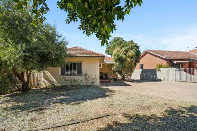 House For Sale - WA - East Victoria Park - 6101 - 686sqm of Opportunity – Live In, Rent Out or Add Value  (Image 2)