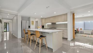 House For Sale - NSW - Moama - 2731 - Great Family Home in Quiet Court Location  (Image 2)