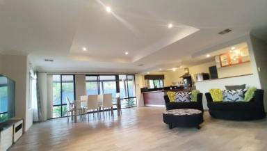 House Leased - WA - Yanchep - 6035 - DEPOSIT TAKEN - A SHORT WALK TO THE BEACH (Image 2)
