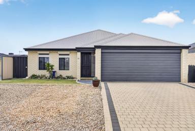 House For Sale - WA - Yanchep - 6035 - Rare 460sqm Corner Block in Prime Jindowie Location – Move-In Ready Coastal Living!  (Image 2)