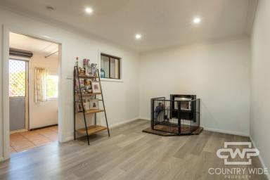 House For Sale - NSW - Glen Innes - 2370 - Comfortable Home with Exceptional Shed Space  (Image 2)