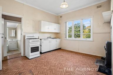 House For Sale - WA - Collie - 6225 - Call Now For Viewing!  (Image 2)