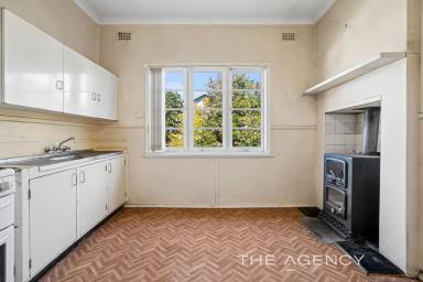 House For Sale - WA - Collie - 6225 - Call Now For Viewing!  (Image 2)