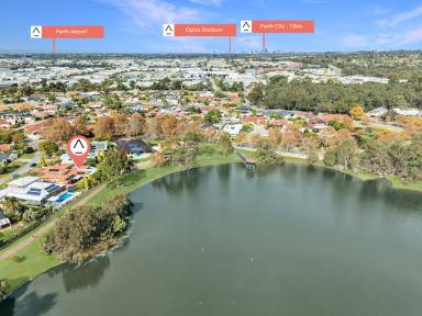 House For Sale - WA - Ballajura - 6066 - Stunning Timeless Lakefront Home on 1008sqm just 12km from the Perth City.  (Image 2)