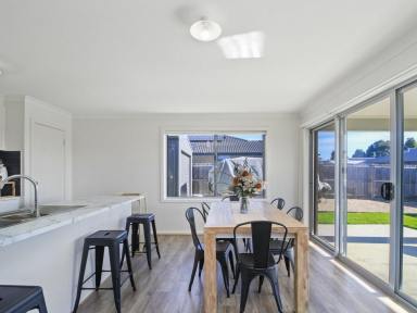 House For Sale - VIC - Lucknow - 3875 - CORNER LOT WITH DUAL ACCESS PLUS A SHED!  (Image 2)