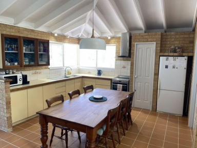 House For Lease - WA - Ledge Point - 6043 - Coastal Lifestyle Meets Homely Comfort  (Image 2)