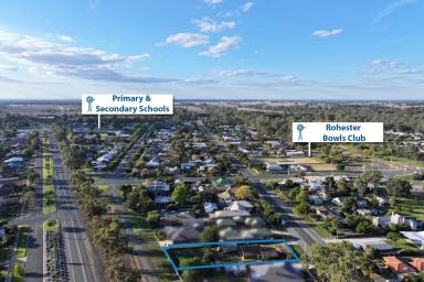 House For Sale - VIC - Rochester - 3561 - CONVENIENT LIVING ON A GENEROUS 1300m² ALLOTMENT  (Image 2)