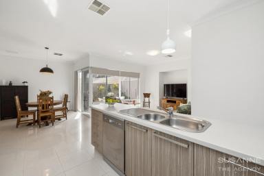 House For Sale - WA - Kalamunda - 6076 - Quality, Space & Convenience in the Heart of Kalamunda  (Image 2)