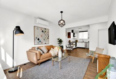 Unit For Sale - VIC - Elsternwick - 3185 - Fully Renovated, Move In Ready  (Image 2)