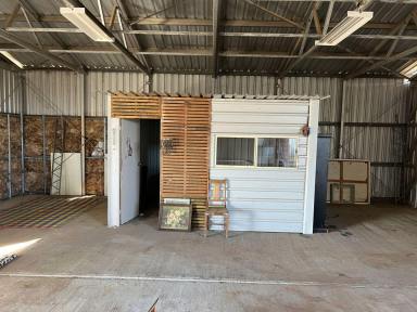 House For Sale - NSW - Lightning Ridge - 2834 - Aviation Lifestyle Hangar - Lightning Ridge Airport  (Image 2)