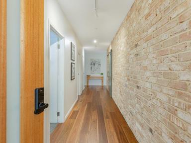 House For Sale - NSW - Bega - 2550 - ARCHITECTURAL LUXURY  (Image 2)