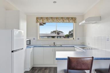 House For Lease - TAS - Oatlands - 7120 - Positioned in a peaceful pocket of Oatlands  (Image 2)