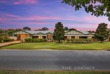 House For Sale - WA - Henley Brook - 6055 - Palatial Federation Residence With Incredible Rustic Man Cave On 3370 Sqm's  (Image 2)