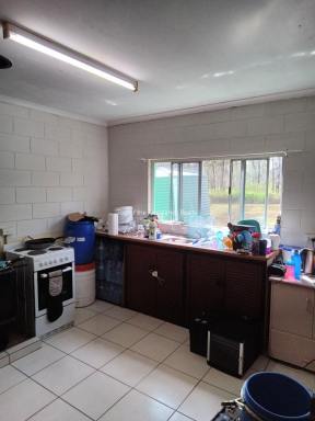 House For Sale - QLD - Millstream - 4888 - 4 bed 2 bathroom block home with over 6 acres of land  (Image 2)