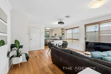 House For Sale - WA - Beeliar - 6164 - Beautiful in Beeliar  (Image 2)