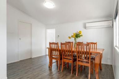 House Leased - QLD - South Toowoomba - 4350 - Modern Comfort in a Prime South Toowoomba Location  (Image 2)