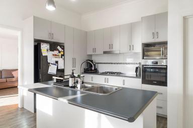 House Leased - QLD - South Toowoomba - 4350 - Modern Comfort in a Prime South Toowoomba Location  (Image 2)