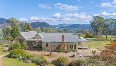 House For Sale - VIC - Myrtleford - 3737 - Ultimate Nug Nug Retreat  (Image 2)