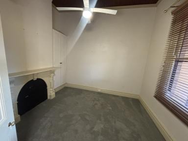 Townhouse For Lease - NSW - Albury - 2640 - Quiet living in central Albury  (Image 2)