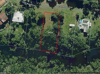 Residential Block For Sale - QLD - Macleay Island - 4184 - Generous 974m2 block with water access potential  (Image 2)