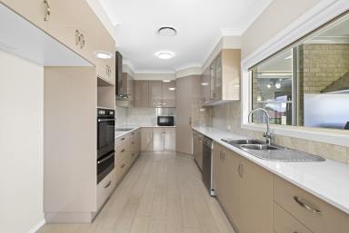 House Sold - QLD - Darling Heights - 4350 - SOLD - OFF-MARKET  (Image 2)