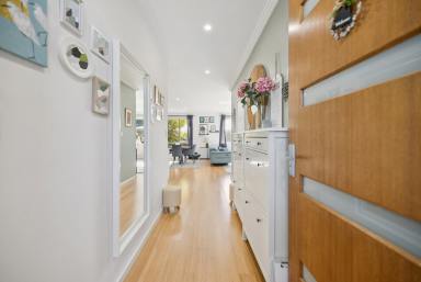 House For Sale - WA - Lynwood - 6147 - Family living at it’s finest  (Image 2)