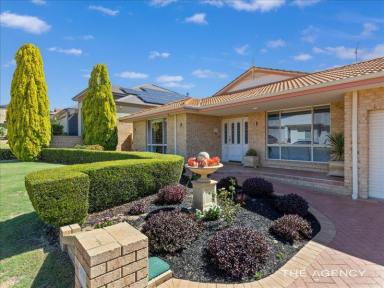 House For Sale - WA - Coogee - 6166 - Exceptional Design and Impeccable Craftsmanship in a Premier Coastal Setting!!!  (Image 2)