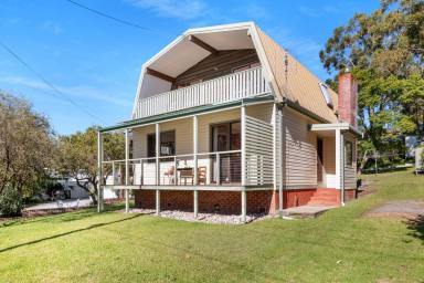 House For Sale - NSW - Vincentia - 2540 - Short Stroll to the Sand (Image 2)