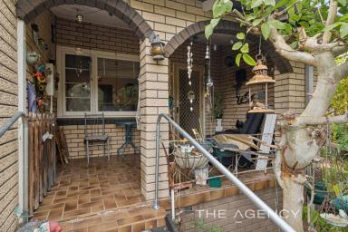 House For Sale - WA - Swan View - 6056 - Potential Plus  (Image 2)