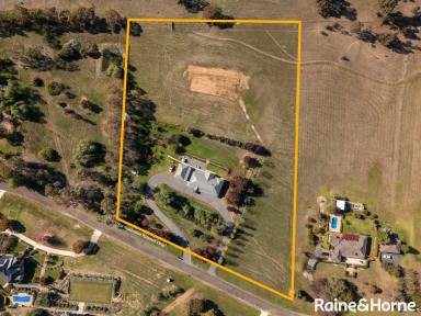 House For Sale - NSW - Brucedale - 2650 - The Lifestyle You've Been Waiting For  (Image 2)