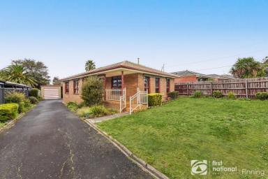House For Sale - VIC - Cranbourne - 3977 - YOUR NEXT INVESTMENT  (Image 2)