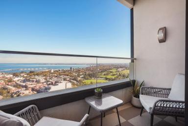 Apartment Leased - VIC - St Kilda - 3182 - INCREDIBLE VIEWS | EXECUTIVE APARTMENT | HEART OF ST KILDA  (Image 2)