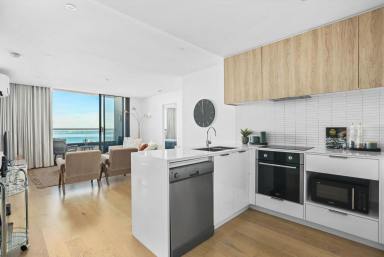 Apartment For Lease - VIC - St Kilda - 3182 - INCREDIBLE VIEWS | EXECUTIVE APARTMENT | HEART OF ST KILDA  (Image 2)