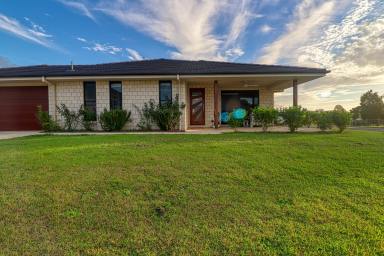 House For Lease - NSW - Kyogle - 2474 - Beautiful Three Bedroom Home  (Image 2)