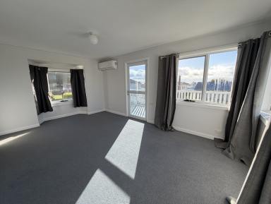 House For Lease - TAS - Acton - 7320 - Lovely family home close to amenities (Image 2)