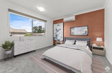 Townhouse For Lease - QLD - Runcorn - 4113 - Stylish & spacious townhouse with 4 split air conditioners (Image 2)
