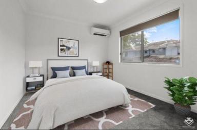 Townhouse For Lease - QLD - Runcorn - 4113 - Stylish & spacious townhouse with 4 split air conditioners (Image 2)