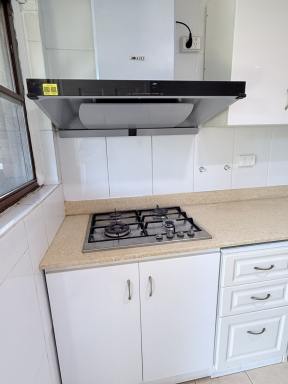 Apartment For Lease - NSW - Gordon - 2072 - Renovated Spacious 2B2B in House Whole Level Bills Included (Image 2)