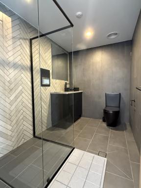 Office(s) For Lease - QLD - Burleigh Heads - 4220 - Premium Office Suites & Flexible Commercial Spaces 12sqm to 70sqm  (Image 2)