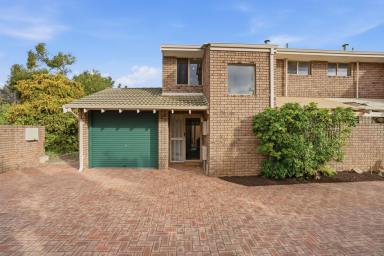 Townhouse For Sale - WA - Attadale - 6156 - A Slice of Lifestyle!  (Image 2)