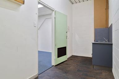 Retail For Lease - QLD - Toowoomba City - 4350 - Affordable CBD Tenancy w/ Room to Expand  (Image 2)