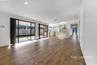 House For Sale - WA - Glenfield - 6532 - NOW SELLING - BRAND NEW 4x2 NEVER LIVED IN YOUR NEW BEACH HOME (Image 2)