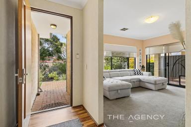 House For Sale - WA - Aveley - 6069 - Parkside Living in the Heart of Aveley  (Image 2)