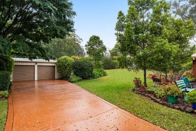 House For Sale - QLD - Highfields - 4352 - Family Friendly - Peaceful Garden Paradise!  (Image 2)